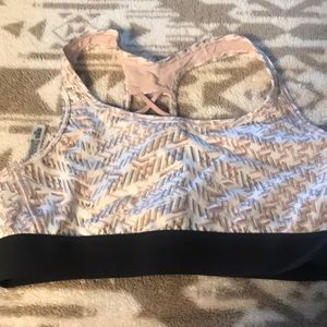 Women’s Victoria Secret sports bra
